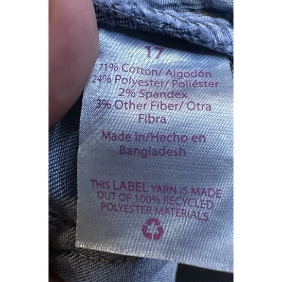 No Boundaries Women's Distressed Flare Jeans Size 17 - Medium Wash - Picture 4 of 8